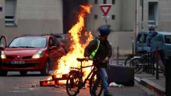 Disturbios en Lyon durante la protesta convocada por el movimiento de los 'Chalecos amarillos'.
