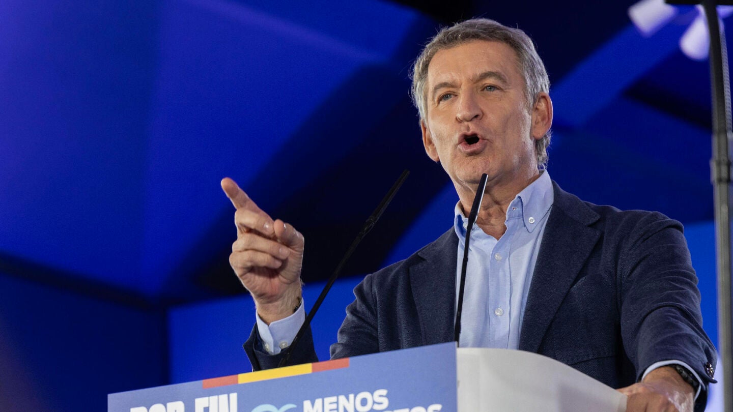 Feij&oacute;o en un acto en Vigo