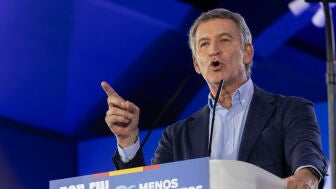 Feij&oacute;o en un acto en Vigo