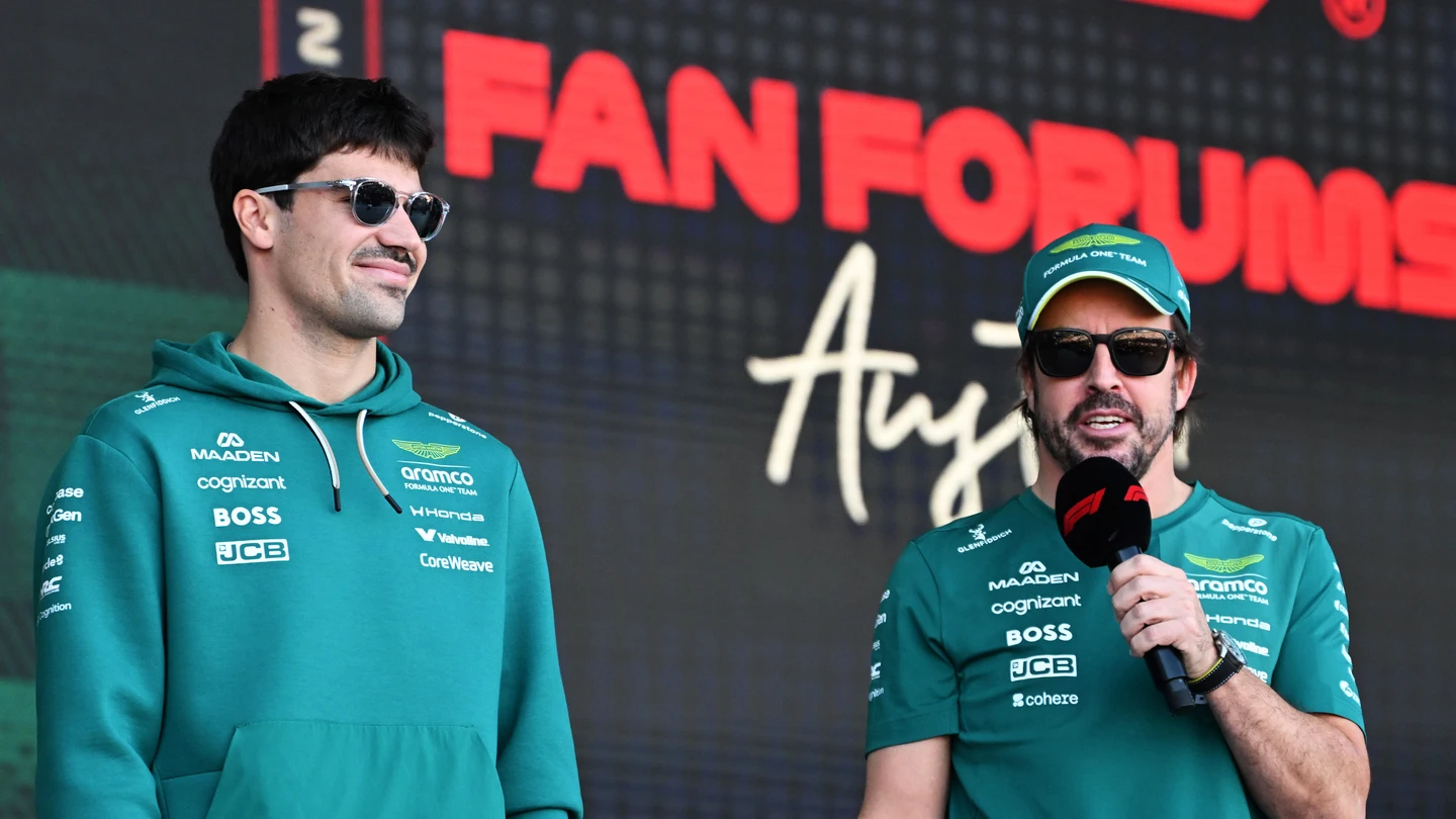 Lance Stroll y Fernando Alonso Lance Stroll y Fernando Alonso