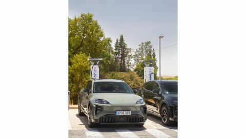 Porsche Cayenne Electric