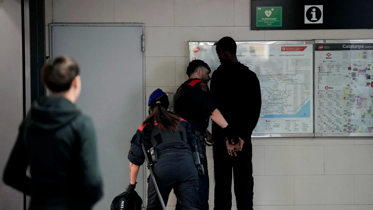 Dispositivo de los Mossos en Barcelona Dispositivo de los Mossos en Barcelona