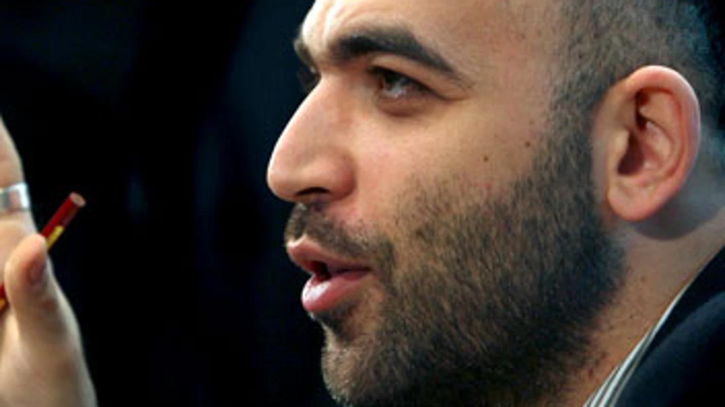 Roberto Saviano está amenazado de muerte por la mafia Roberto Saviano está amenazado de muerte por la mafia