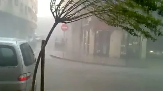 Alerta naranja por fuertes vientos Aviso de Protección Civil