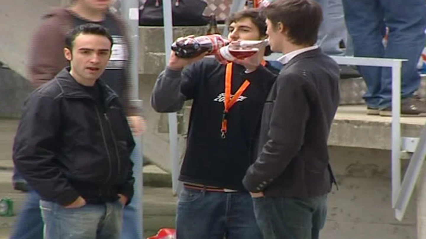 Galicia aprueba la ley contra el alcoholismo juvenil Galicia aprueba la ley contra el alcoholismo juvenil