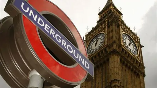 Metro Londres underground big ben Metro Londres underground big ben