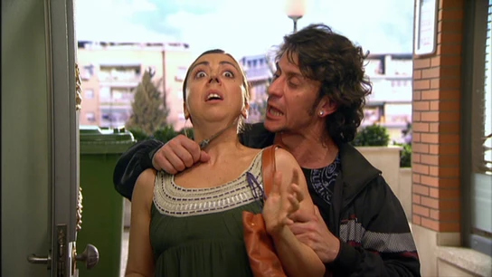 Cierra el pico y dame la cartera de una puta vez Cierra el pico y dame la cartera de una puta vez