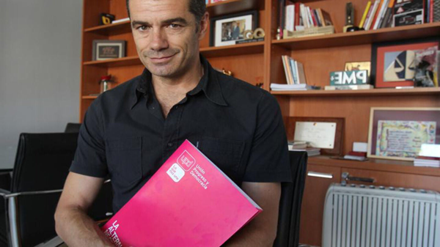 Toni Cant&oacute; encabezar&aacute; la candidatura de UPyD por Valencia