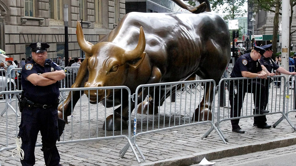 El toro de Wall Street, protegido en una imagen de archivo El toro de Wall Street, protegido en una imagen de archivo