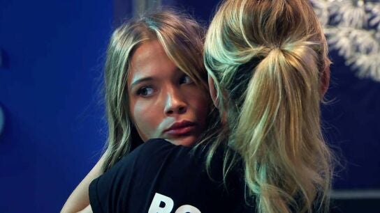 "O te callas o te meto 50 gramos y te vas al trullo"