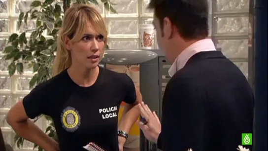 Paula descubre las notas de Agus y los despidos en comisaría Paula descubre las notas de Agus y los despidos en comisaría