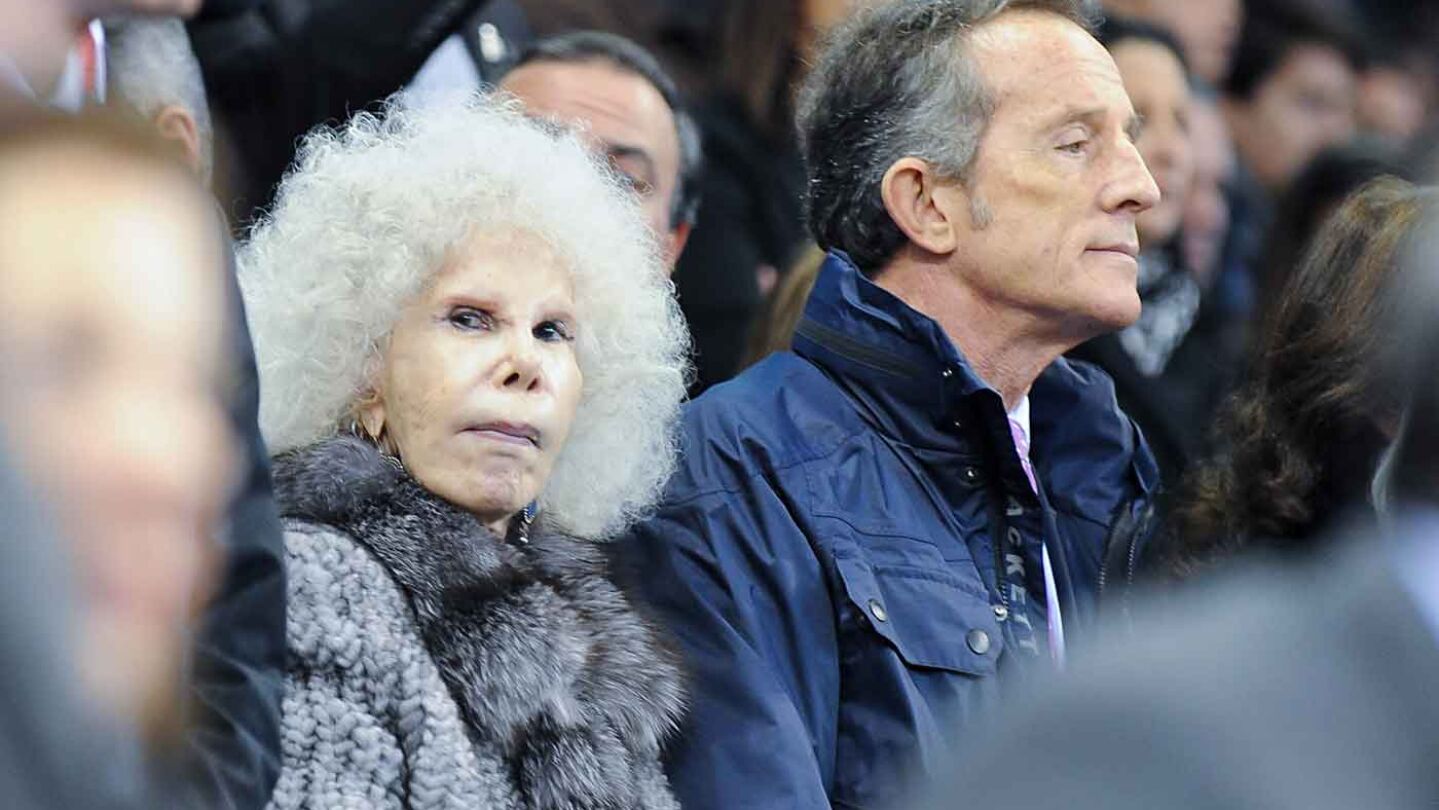 Do&ntilde;a Cayetana junto a Alfonso D&iacute;ez