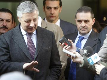 El exministro de Fomento y actual diputado socialista, José Blanco, a su salida del Tribunal Supremo El exministro de Fomento y actual diputado socialista, José Blanco, a su salida del Tribunal Supremo