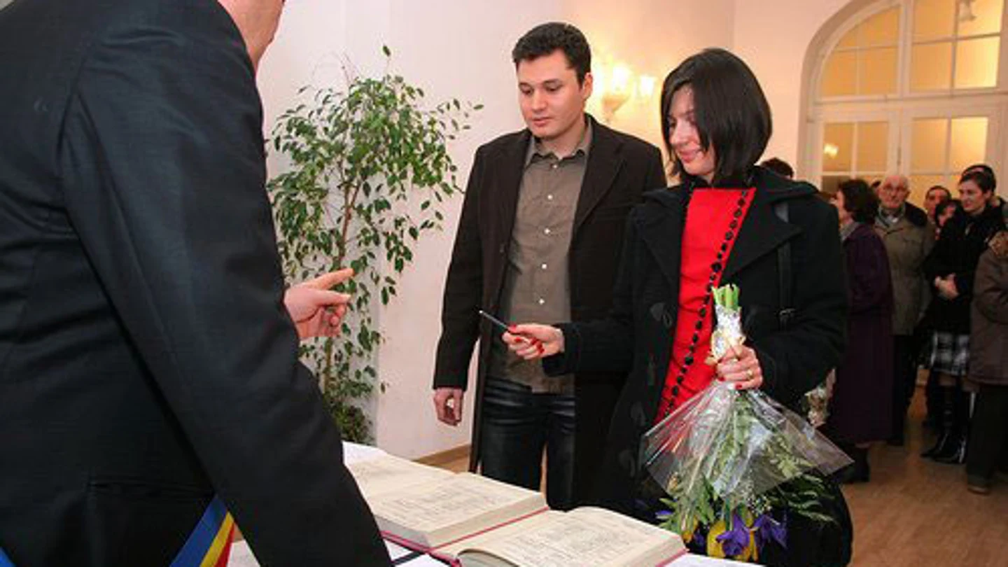 Boda civil en un ayuntamiento de España Boda civil en un ayuntamiento de España