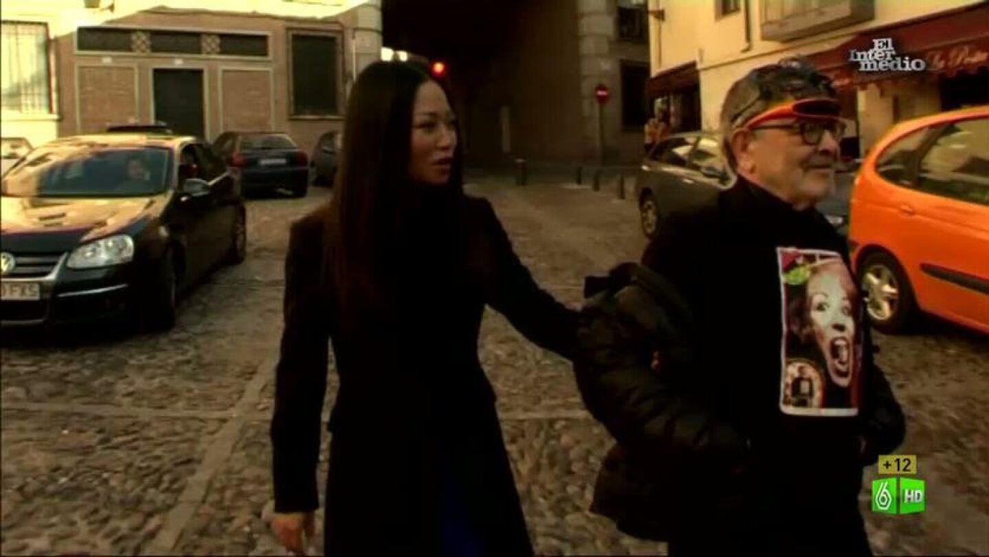 Imagen Fernando Arrabal sue&ntilde;a con morderle las nalgas a Usun Yoon