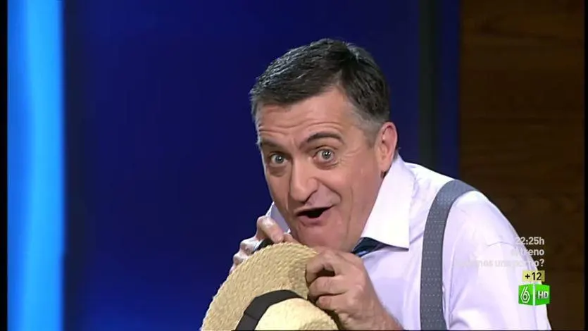 Imagen Javier Arenas: "Canal Sur es maaaalo....quiere quitarnos nuestro tesooro"