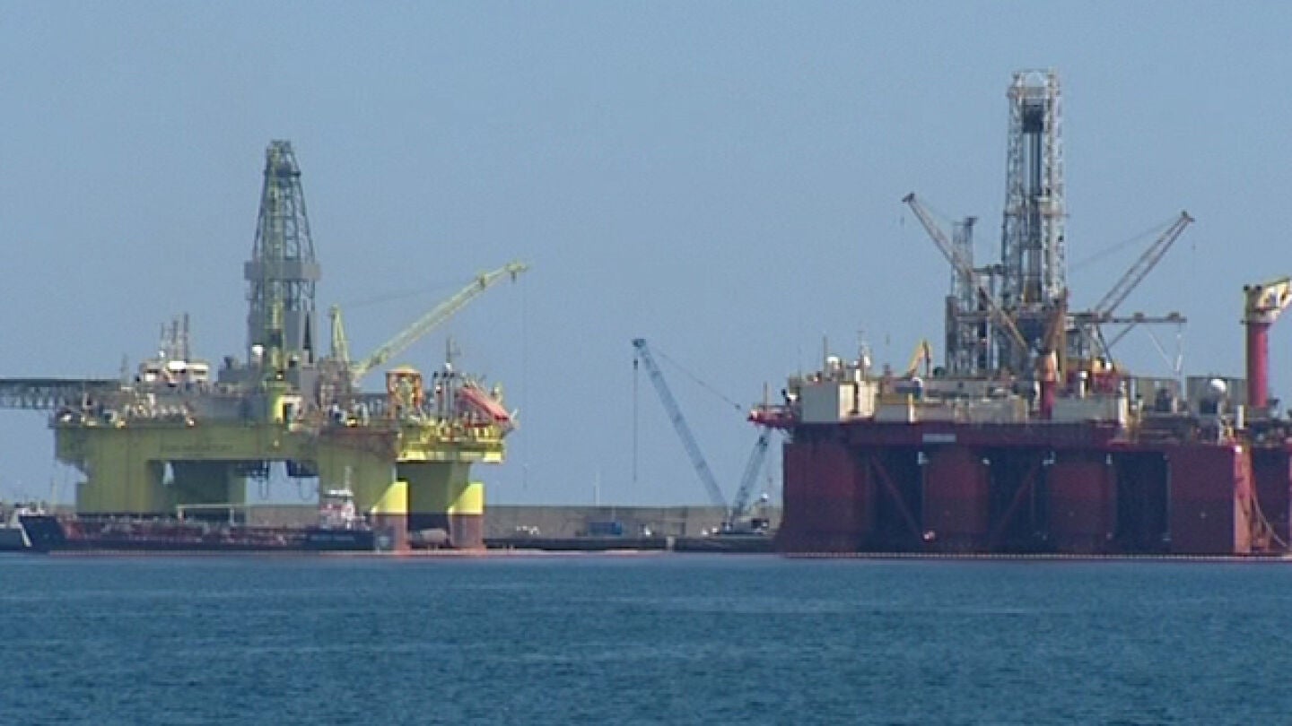 Canarias pide a los tribunales permiso para buscar petr&oacute;leo