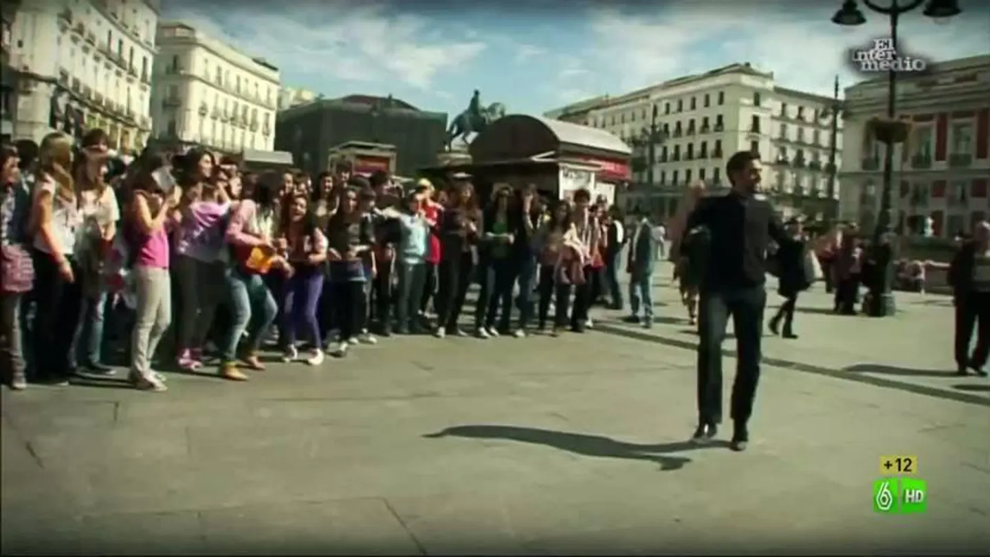Imagen Dani Mateo baila por Madrid para inyectar alegría Imagen Dani Mateo baila por Madrid para inyectar alegría