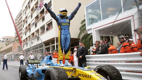 Alonso venció en 2006 con Renault Alonso venció en 2006 con Renault