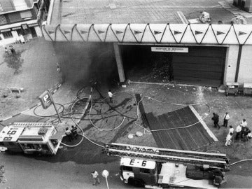 Imagen del atentado en el Hipercor de Barcelona Imagen del atentado en el Hipercor de Barcelona