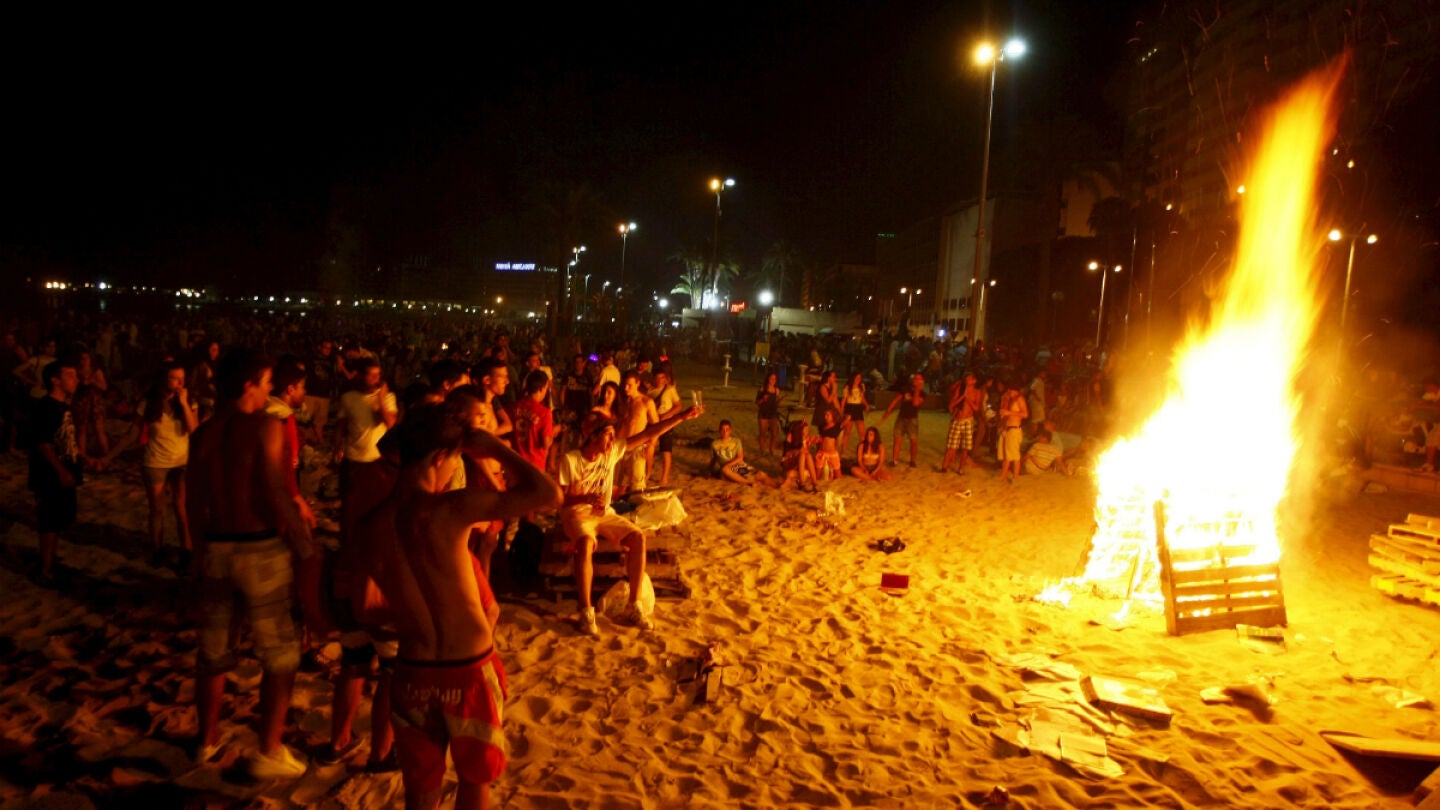Fuego contra los malos esp&iacute;ritus
