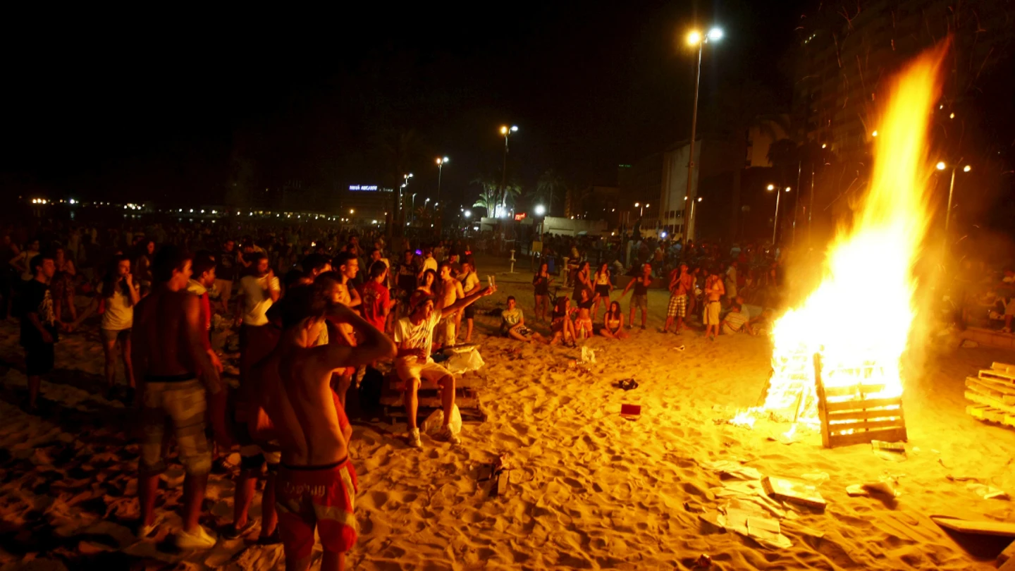 Fuego contra los malos espíritus Fuego contra los malos espíritus