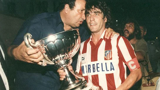 Celebrando un título con Futre Celebrando un título con Futre