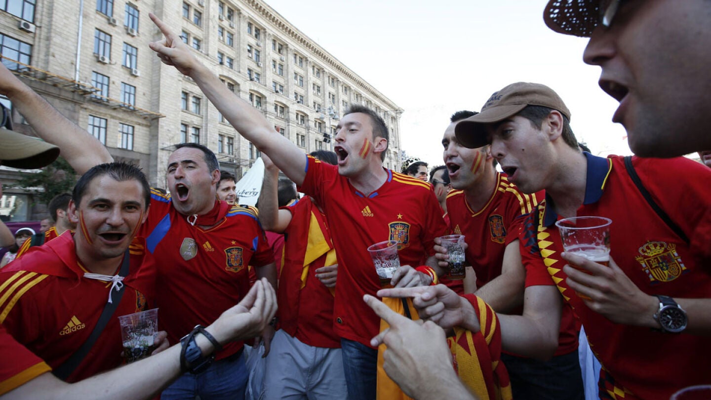 Aficionados de Espa&ntilde;a durante la &uacute;ltima Eurocopa de 2012