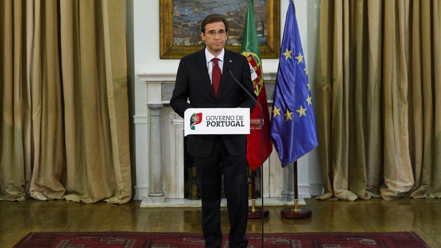 El primer ministro portugu&eacute;s, Pedro Passos Coelho, en rueda de prensa para anunciar las medidas