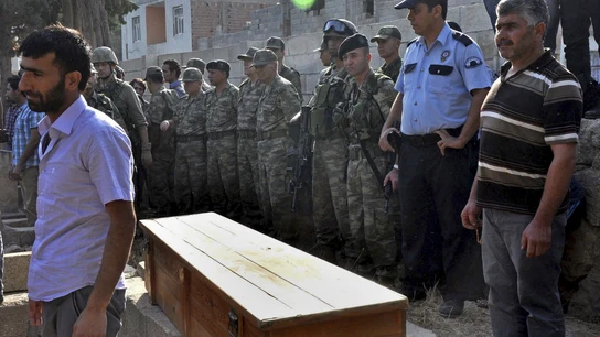 Funeral de una víctima turca Funeral de una víctima turca