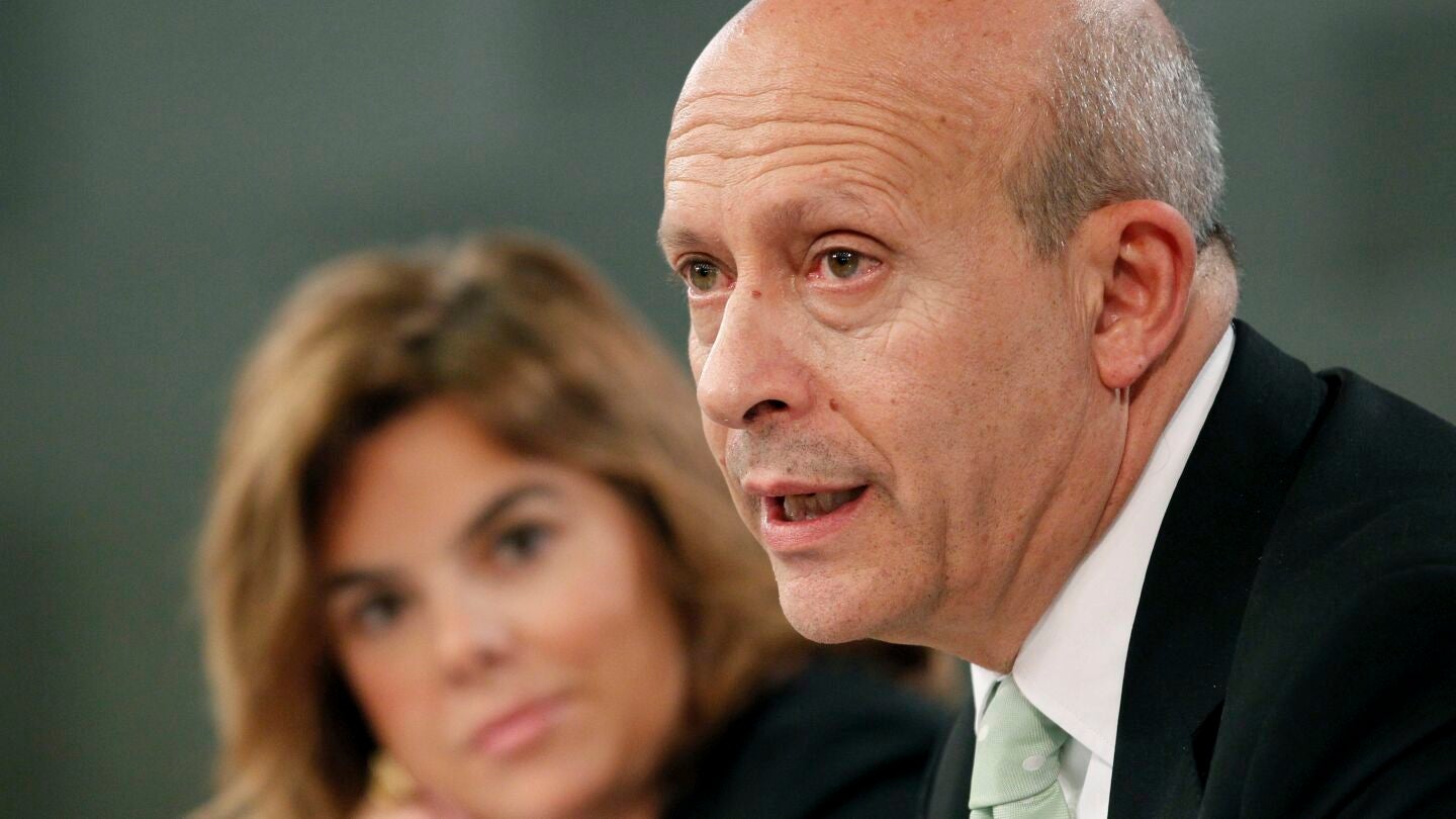 El ministro Wert en la sesi&oacute;n de control