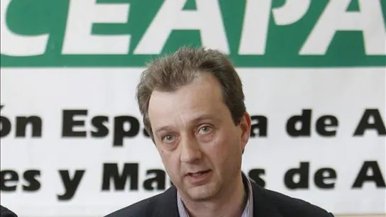 Jose Luis Pazos, portavoz de la CEAPA Jose Luis Pazos, portavoz de la CEAPA