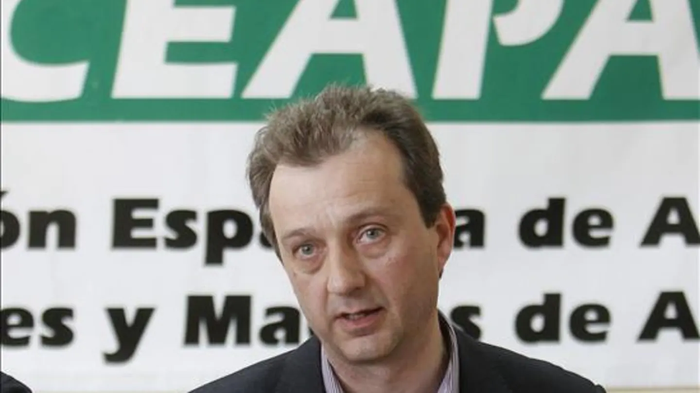 Jose Luis Pazos, portavoz de la CEAPA Jose Luis Pazos, portavoz de la CEAPA