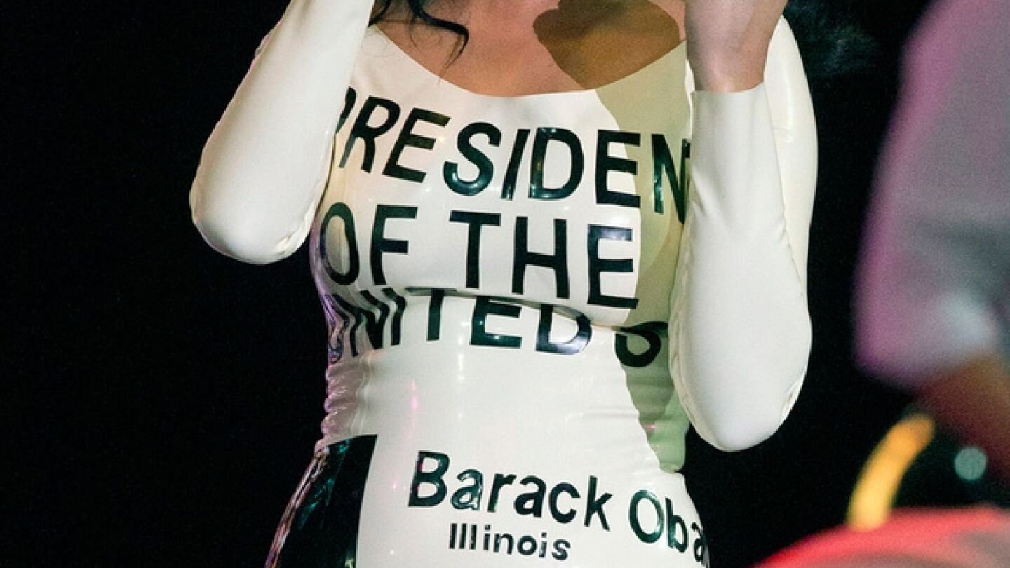 Katy Perry da su apoyo a Obama