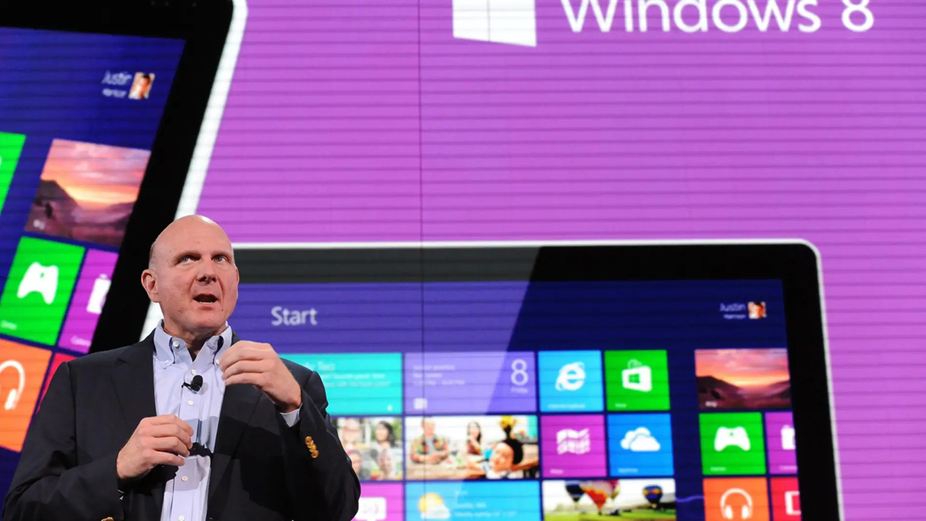 El director Ejecutivo de Microsoft, Steve Ballmer, presenta Windows Phone 8