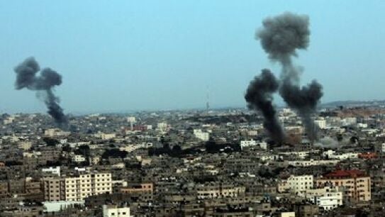 Contin&uacute;an los ataques en Gaza