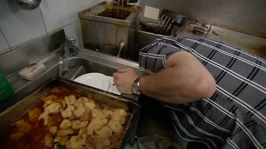 Chicote vomita en la cocina Chicote vomita en la cocina