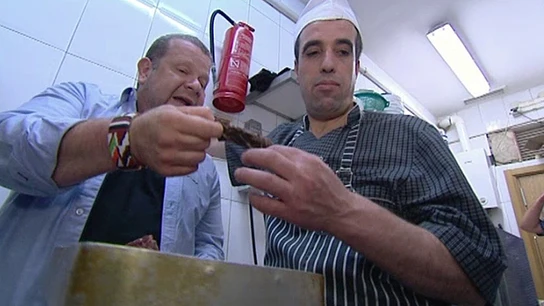 Chicote no da crédito a la comida del Domine Cabra Chicote no da crédito a la comida del Domine Cabra