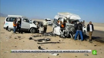 Dos minibuses chocan frontalmente en Egipto causando siete muertos