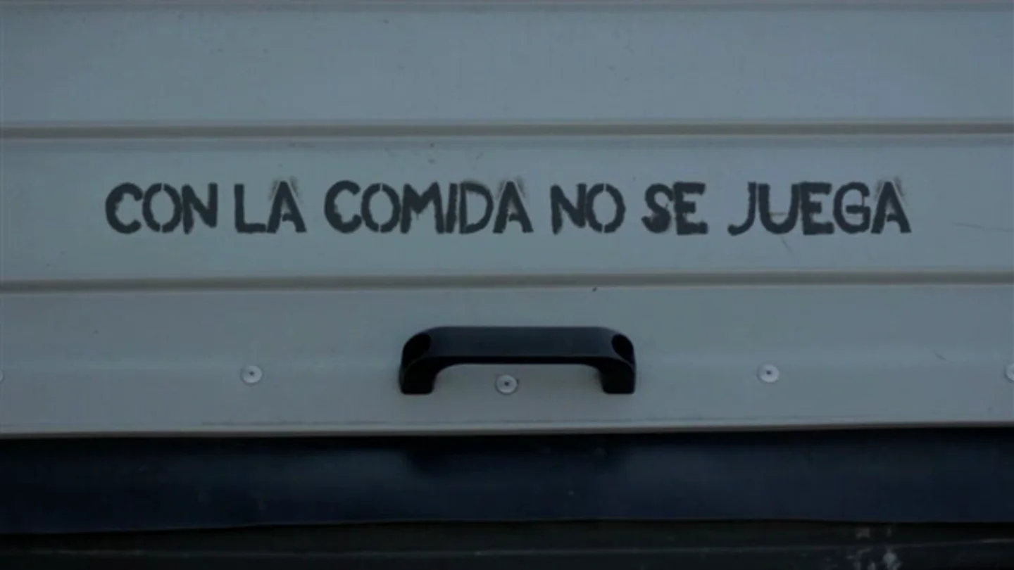 Con la comida no se juega Con la comida no se juega