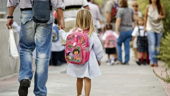 Los alumnos españoles de 4º, por debajo de la media de la OCDE y UE Los alumnos españoles de 4º, por debajo de la media de la OCDE y UE