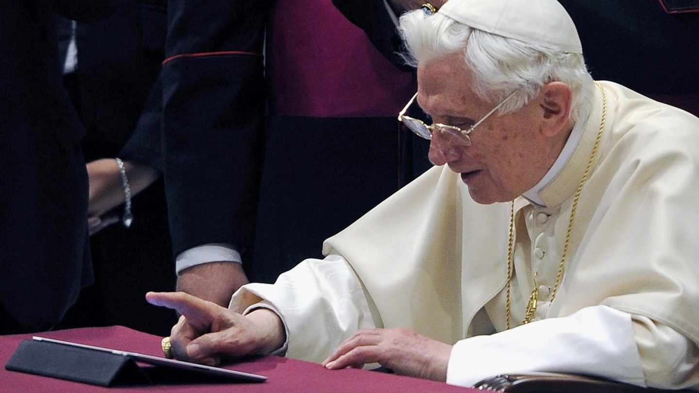 El papa Benedicto XVI en Twitter El papa Benedicto XVI en Twitter