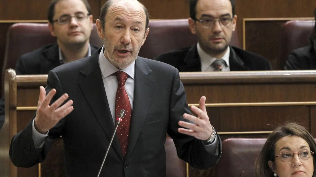 Alfredo Pérez Rubalcaba durante su intervención en el Congreso