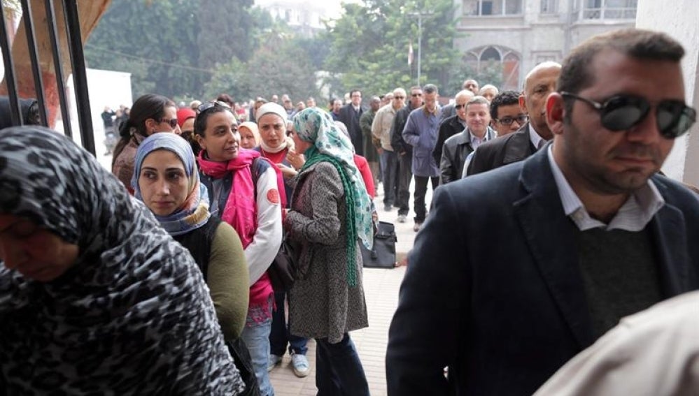 El pueblo egipcio acude a las urnas