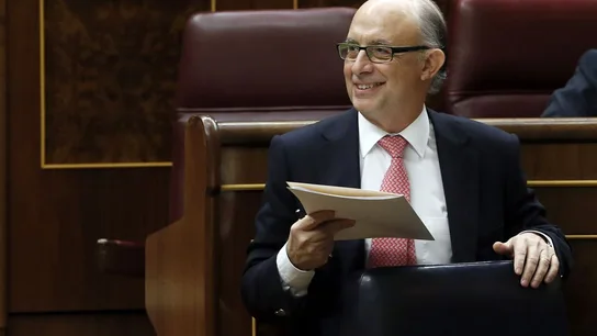 Cristóbal Montoro, sonriente en el Congreso Cristóbal Montoro, sonriente en el Congreso