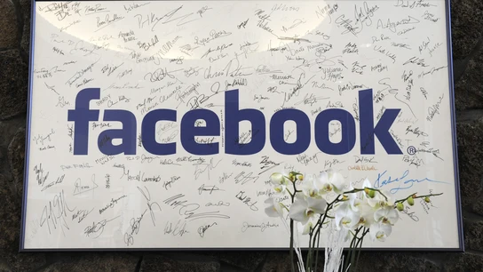 Facebook Facebook