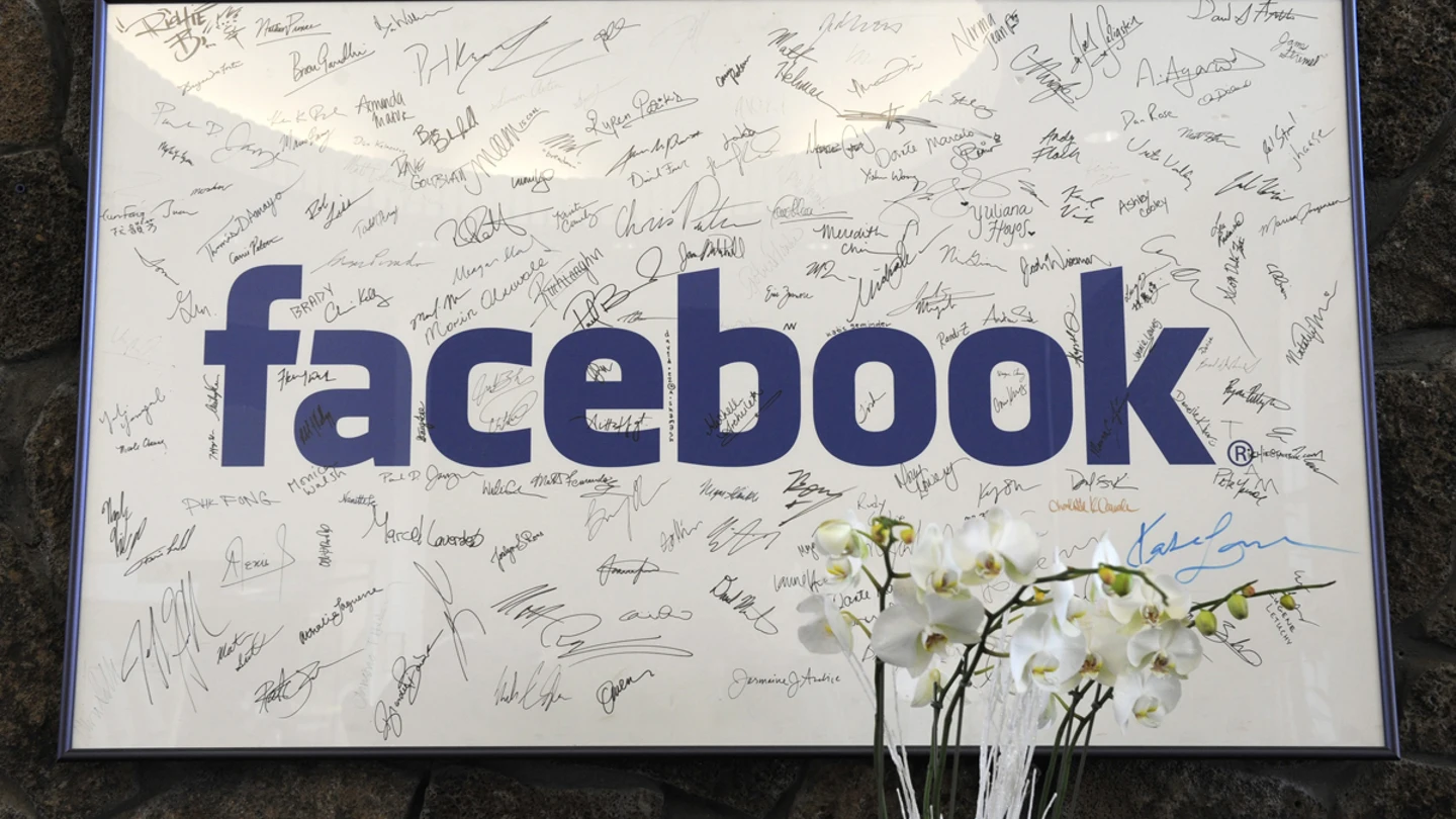 Facebook Facebook