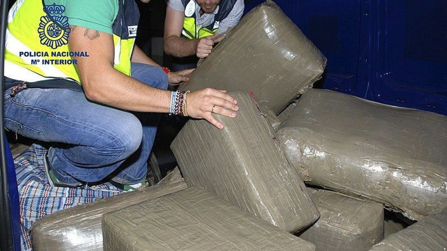 Furgoneta con 980 kilos de hach&iacute;s en su interior