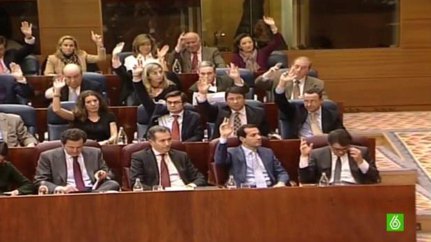 La Asamblea de Madrid da luz verde a la privatizaci&oacute;n de la Sanidad