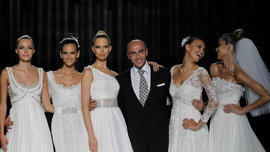 Fallece el diseñador de Pronovias Manuel Mota a los 46 años Fallece el diseñador de Pronovias Manuel Mota a los 46 años
